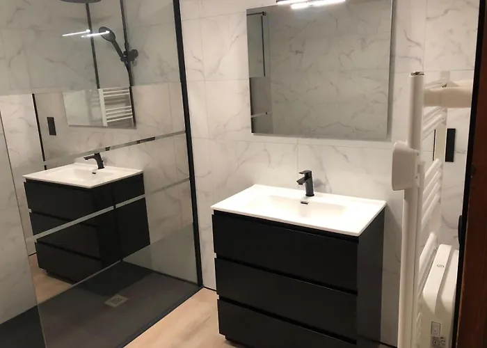 بيت للعطل Grande Maison A A Bresse Avec Jacuzzi Cheminee Et Jardin Ideal Pour Les Familles Et Amis *